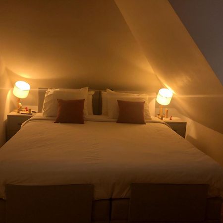 Bed And Breakfast De Haen - Prive-Appartementen Van 43 Of 60 M2 Met Tweepersoons Bubbelbad - Finse Sauna - In Westvleugel Van Luxe Villa Oss Luaran gambar