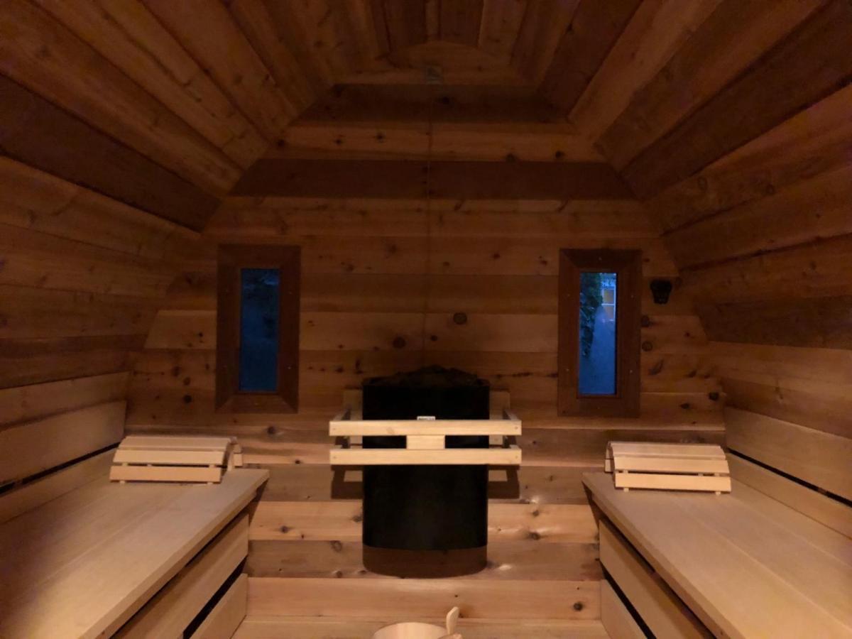 Bed And Breakfast De Haen - Prive-Appartementen Van 43 Of 60 M2 Met Tweepersoons Bubbelbad - Finse Sauna - In Westvleugel Van Luxe Villa Oss Luaran gambar