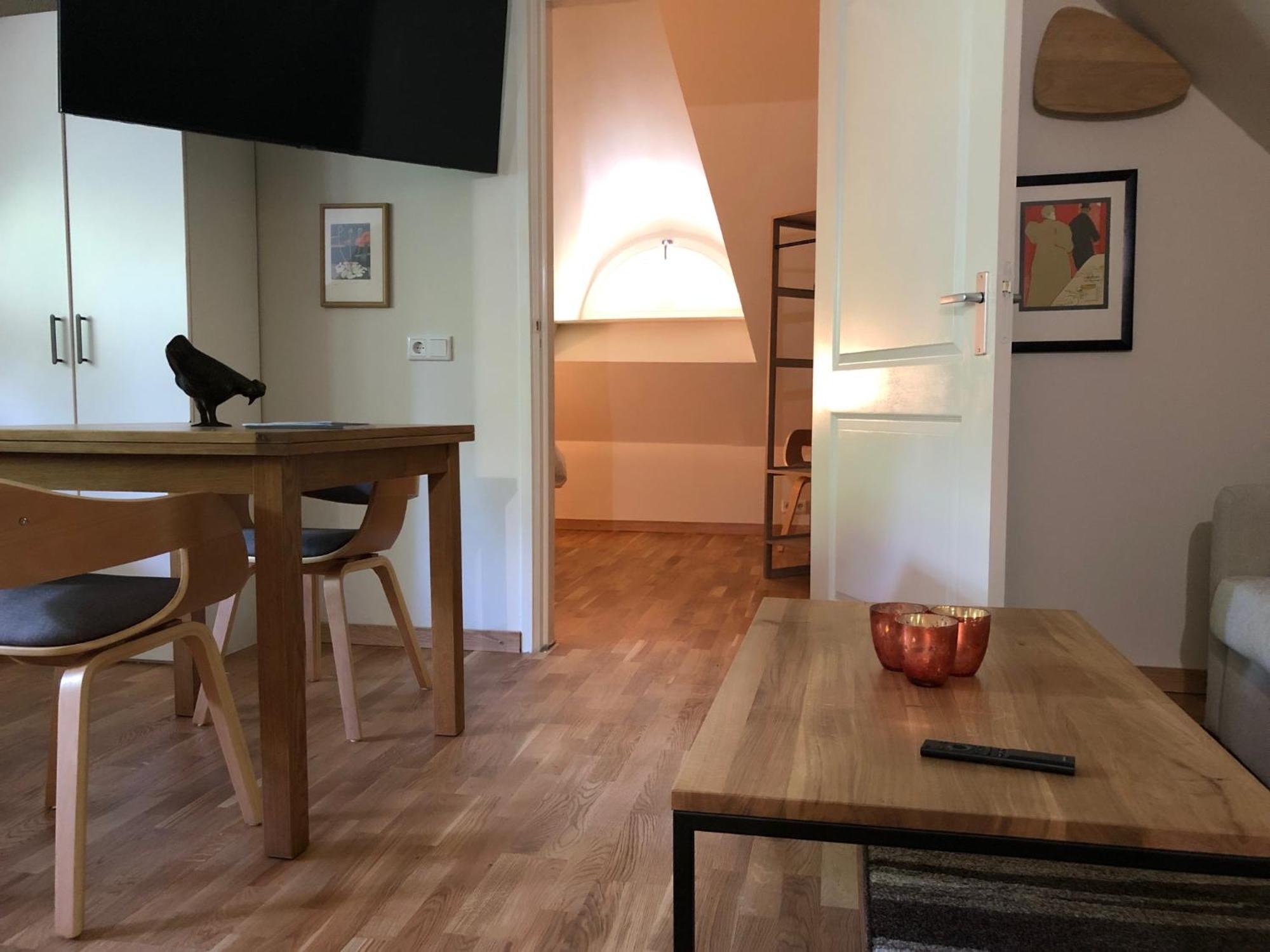 Bed And Breakfast De Haen - Prive-Appartementen Van 43 Of 60 M2 Met Tweepersoons Bubbelbad - Finse Sauna - In Westvleugel Van Luxe Villa Oss Bilik gambar
