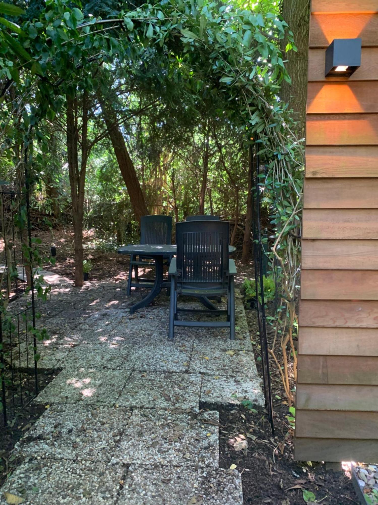 Bed And Breakfast De Haen - Prive-Appartementen Van 43 Of 60 M2 Met Tweepersoons Bubbelbad - Finse Sauna - In Westvleugel Van Luxe Villa Oss Luaran gambar